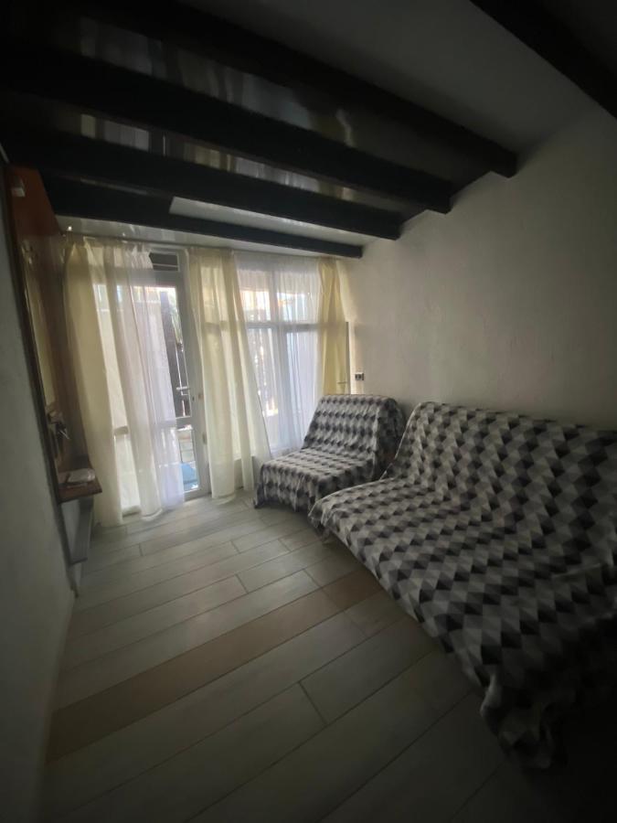 Ferienwohnung House&House 84 Petropavlovskaya Borshchagovka Exterior foto